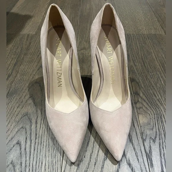 Stuart Weitzman Beige Suede Heels - Picture 4 of 5